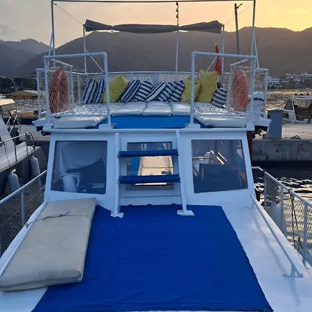 Berrak1 Icmeler Private Yacht * מרמריס