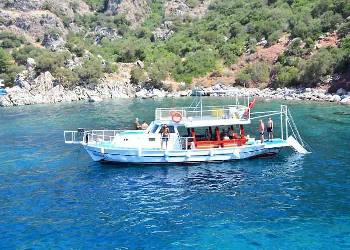 ספינת מלון Berrak1 Icmeler Private Yacht מרמריס